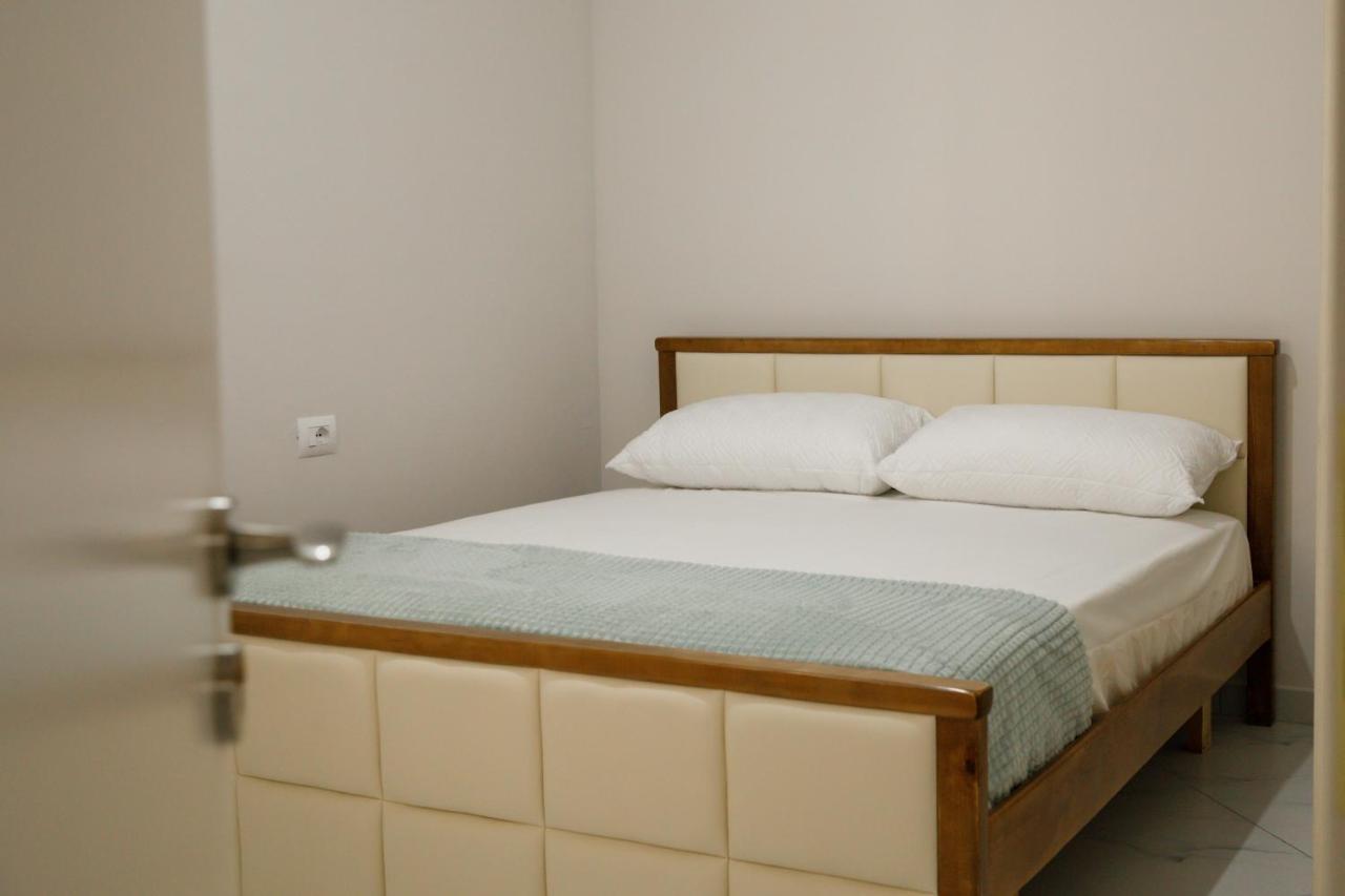 Logli Apartments Gjirokastër Eksteriør billede