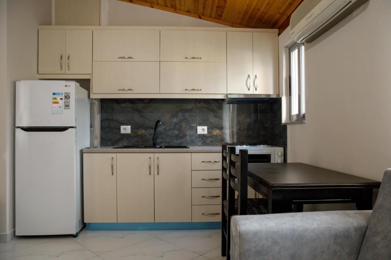 Logli Apartments Gjirokastër Eksteriør billede